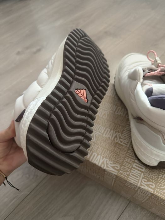 Ghete sport adidas 37 1/3