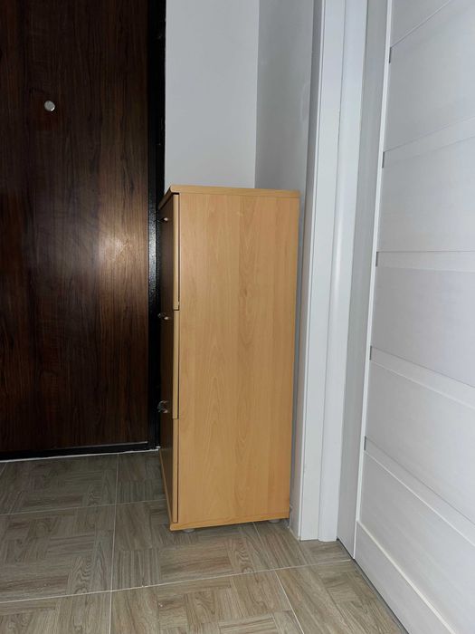 Pantofar 60 x 108 x 39 cm