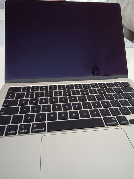 MacBook Air M4 256 Gb starlight