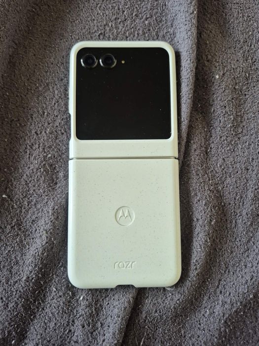 Motorola Razr 60 (2025) - Brightest Sky 256gb/8gb
