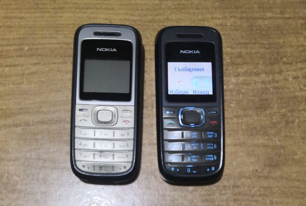 Телефон NOKIA 1209 и 1208