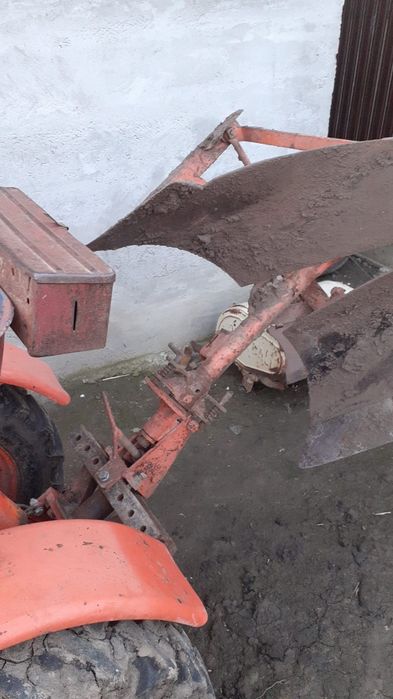 Motocultoare pasquali + tractoras articulat pasquali