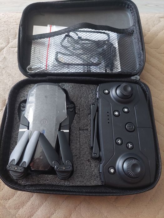 Продам дрон Е-88 новый