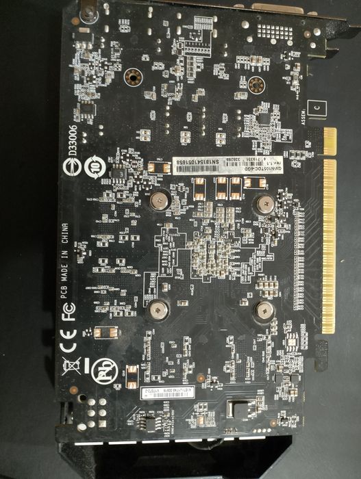 Видеокарта 1050 TI