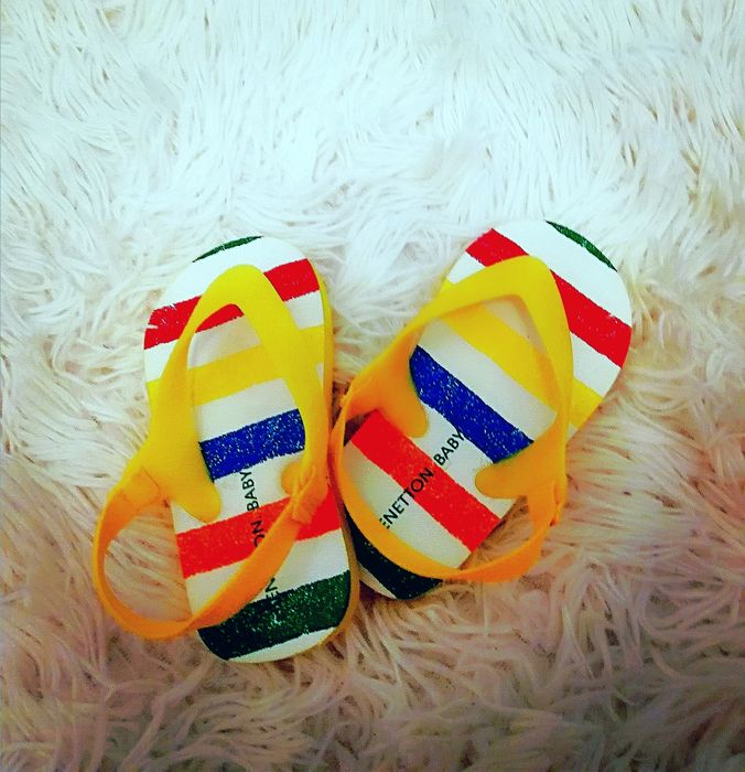 Детски сандали Benetton