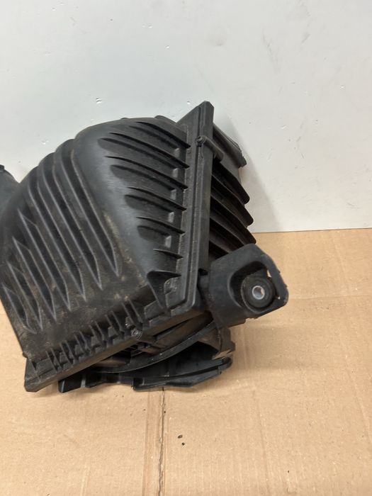 Carcasa filtru aer bmw X1 F48 X2 F39 F40 F44