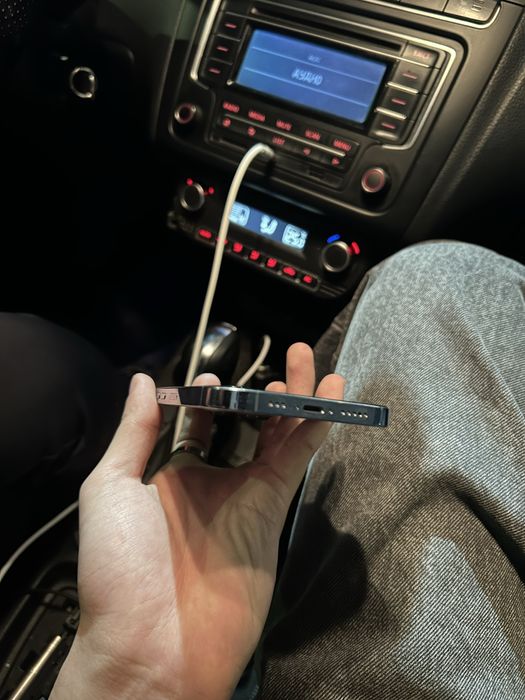 Айфон 13 про.