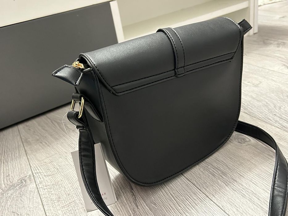 Дамска малка чанта