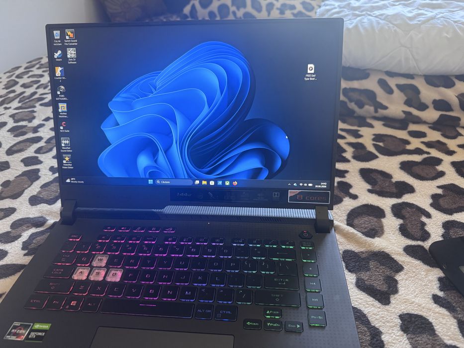 Laptop Asus ROG  1T