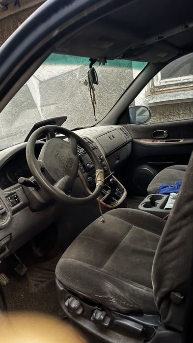 Kia carnival 2003г.в