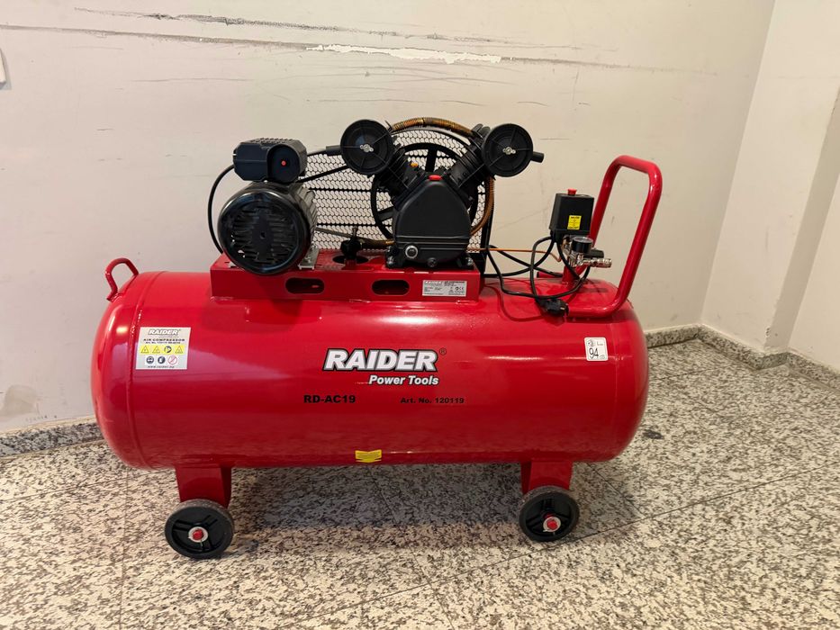 Компресор 200L 2.2kW 250L/min 2цил. ремък RD-AC19