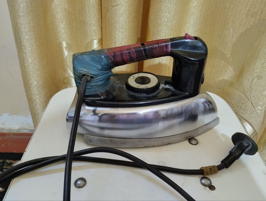 Утюг Советский рабочий
