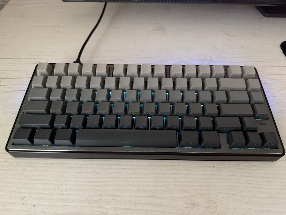 VGN Neon Magnetic keyboard