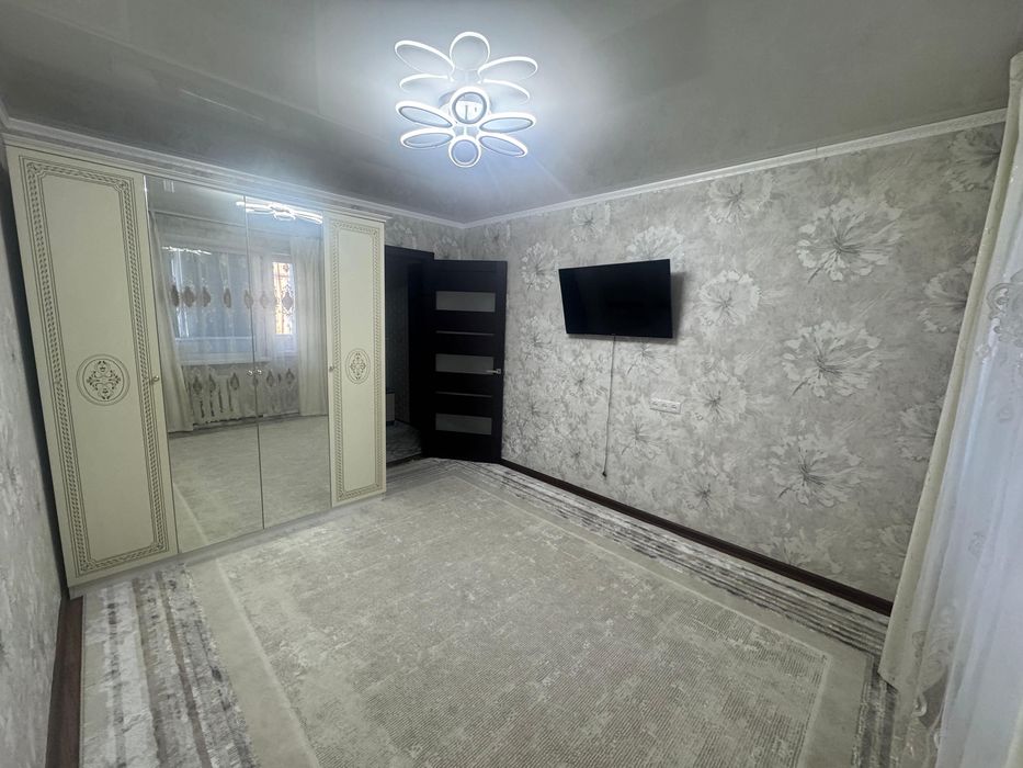 Продам 2 комнотную квартиру