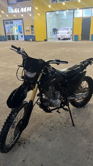 Эндуро 250,06 автозавод шлем подарок