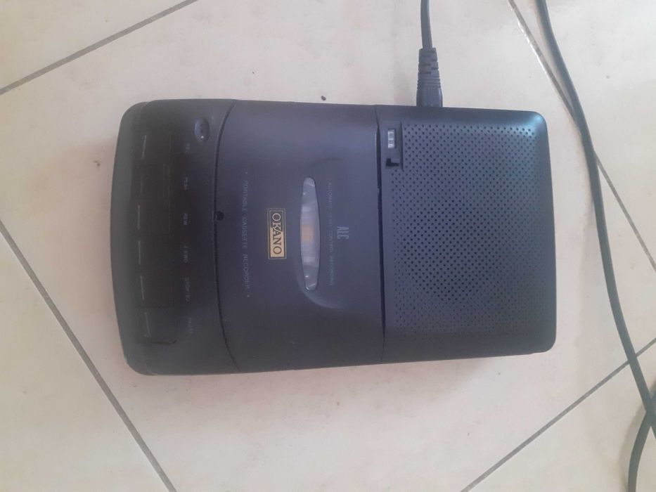 casetofon slim Okano Germania