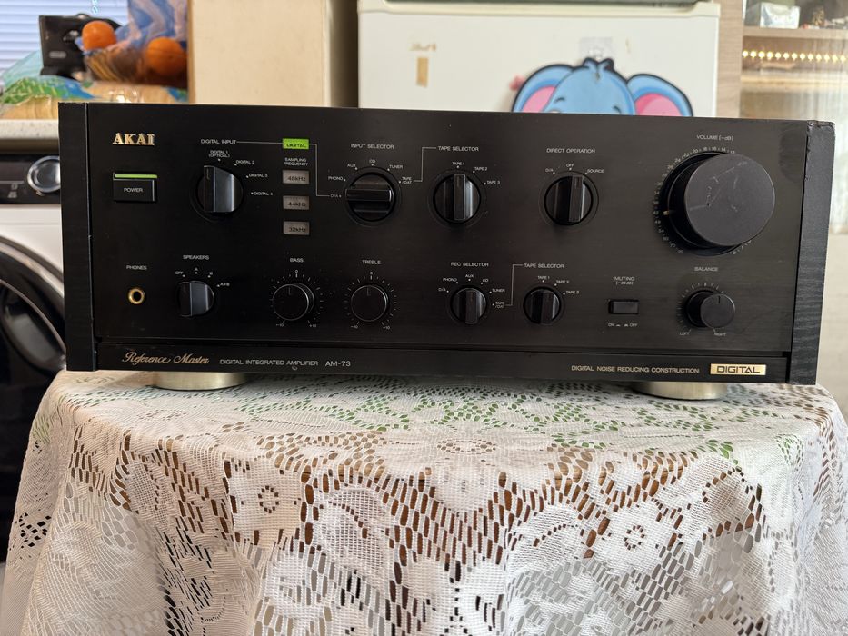 Akai AM-73 DAC Качествен стерео усилвател