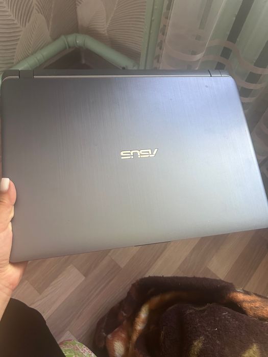 Продам ноутбук ASUS