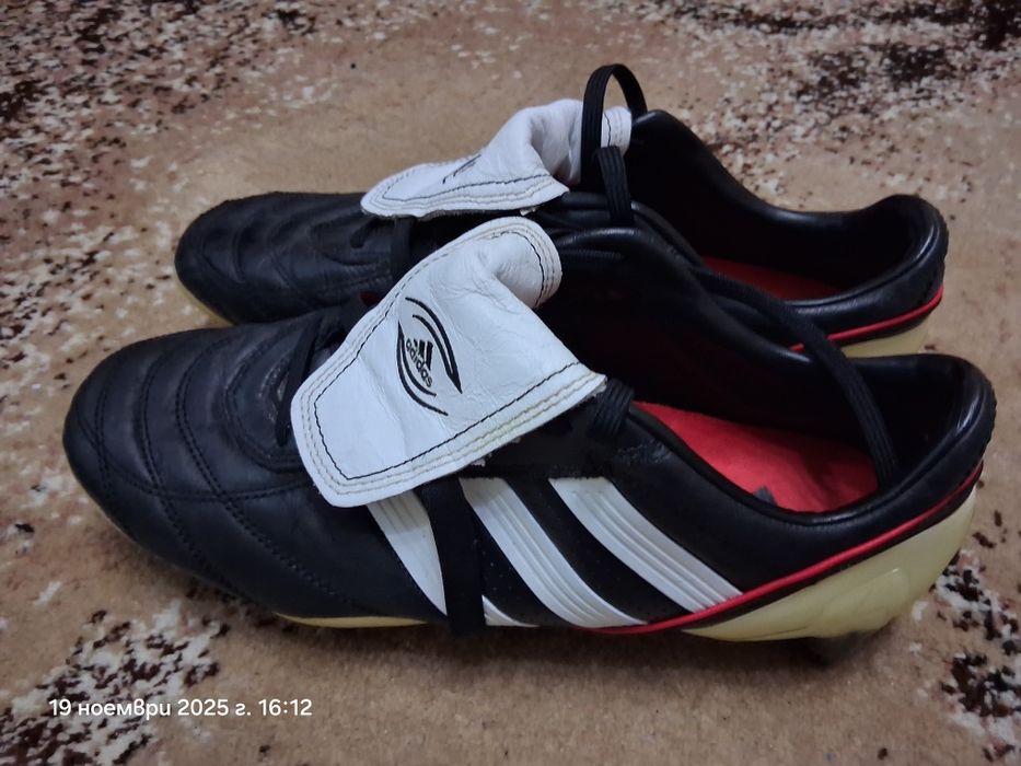 Бутонки Adidas R 15 номер 43 1/3 ( 27,5 см)