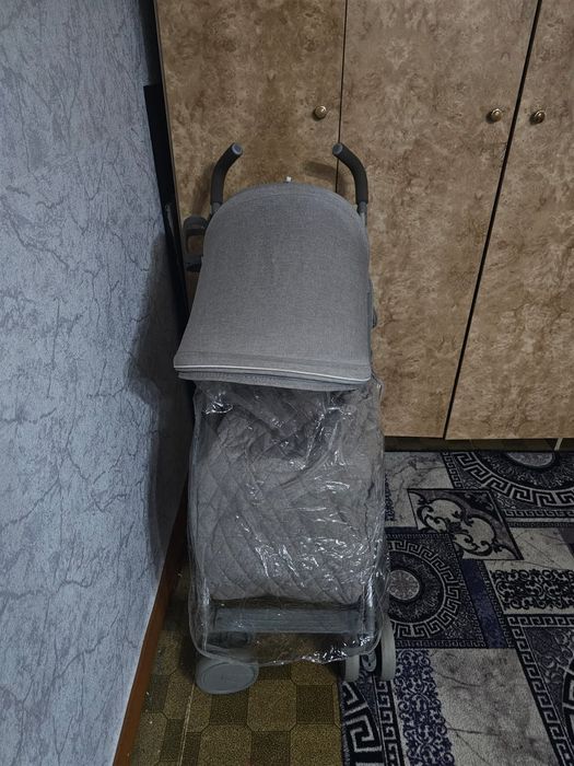 Продам коляску прогулочная