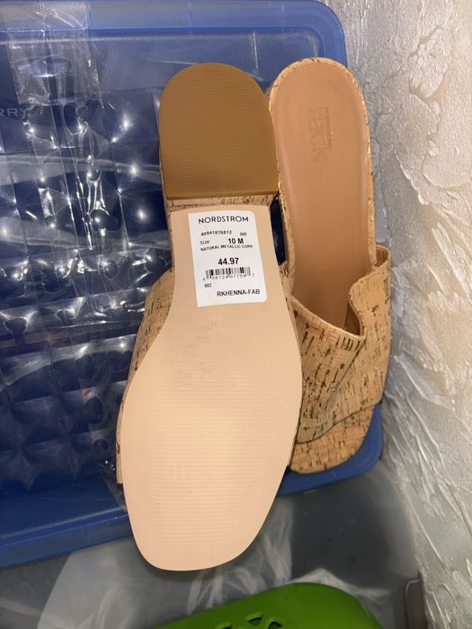 Продам обувь