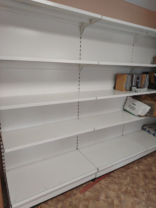 Продам торговые стелажи