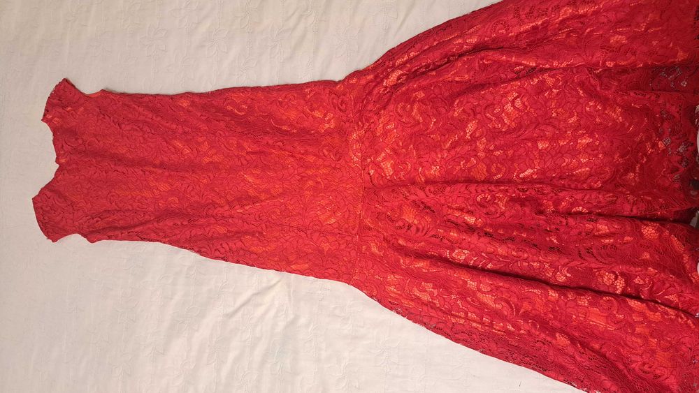 Платье вечернее красное