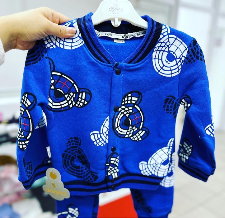 Продам одежды