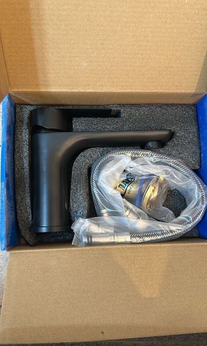 Смеситель для раковины BREND