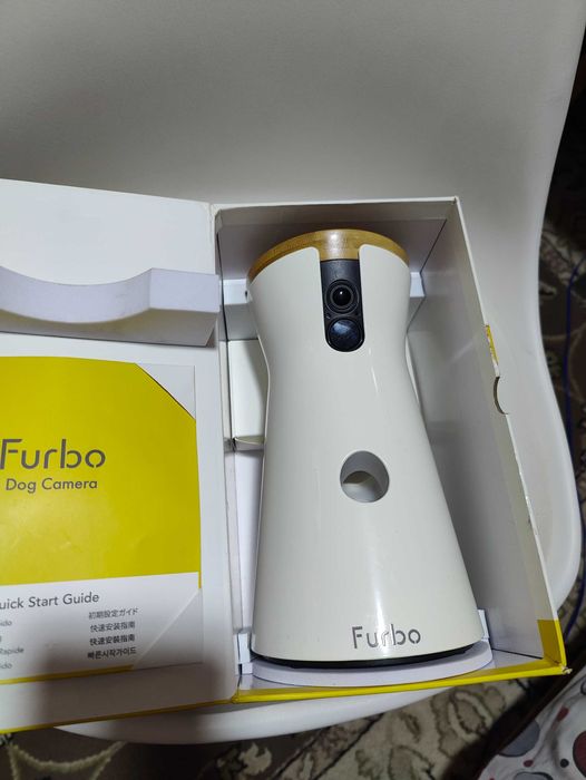 Furbo alimentator animale de companie