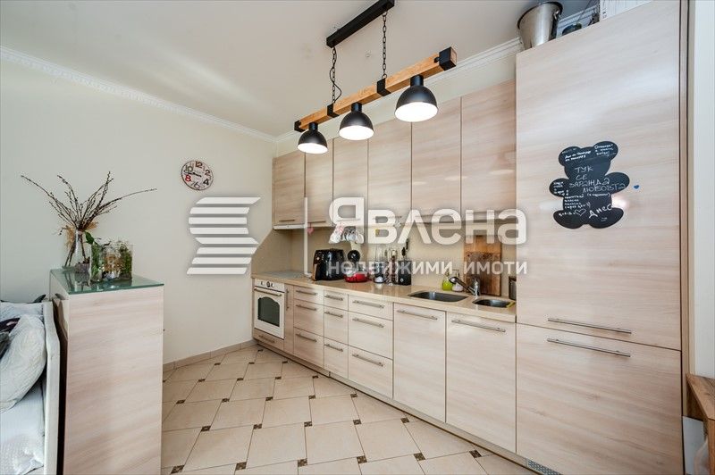 Продава се Тристаен апартамент в София, Младост 2 - 120 кв.м за 3292 €/кв.м - Снимка #3