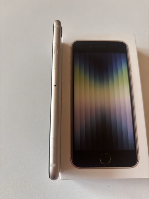 iPhon se 3 като НОВ
