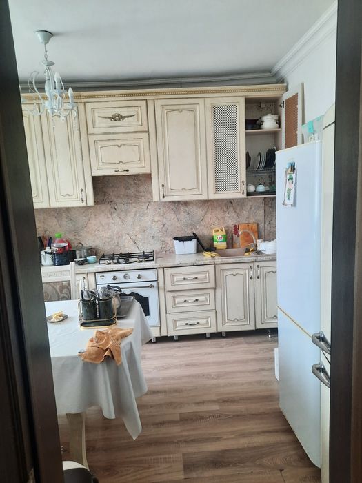 Продам дом с .Пакровка  из 7 комнат  120 кв