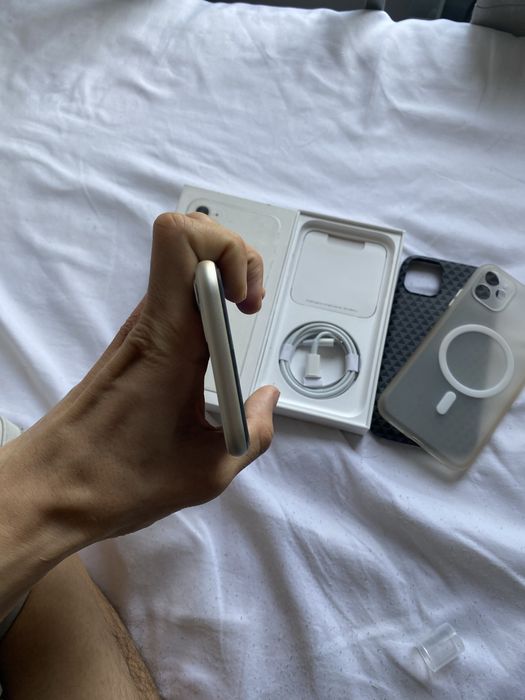 IPhone 11 128 gb 85% Батарея