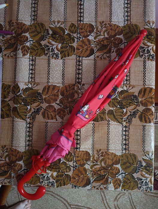 Продаётся детский зонтик