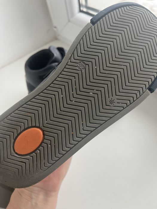 Продам ботинки для мальчика