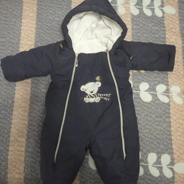 Продам детские вещи