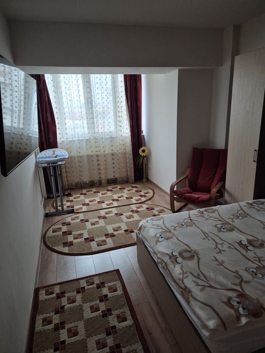 Apartament 3 dormitoare+living