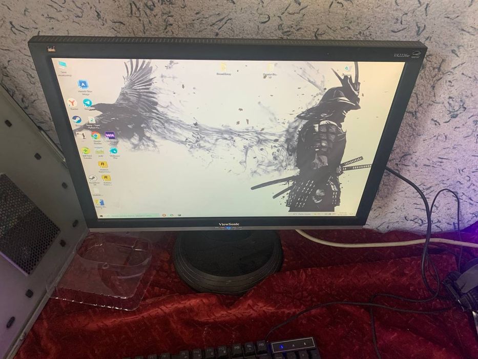 Domashniy kompyuter sotiladi