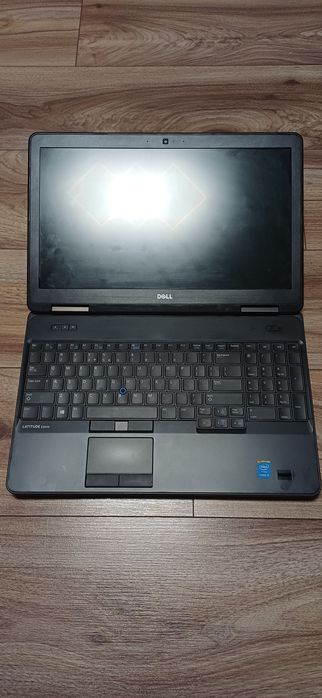 Laptop Latitude E5540 defect