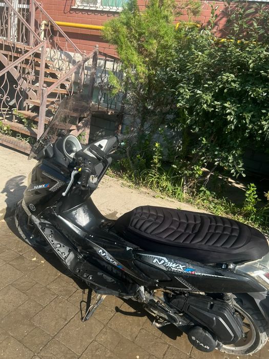 Мопед N max 180 куб