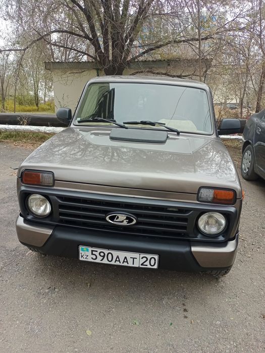 Жақсы жағдайдағы нйва автокөлік сатылады бағасы келісуге болады хабарл