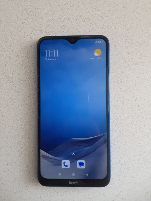 REDMI 8 A sotiladi xolati òrta ayolim ishlatgan