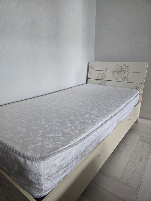 Продам кровать односпальная