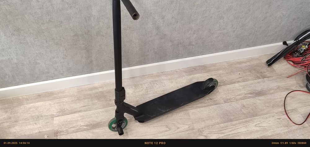 трюковой самокат