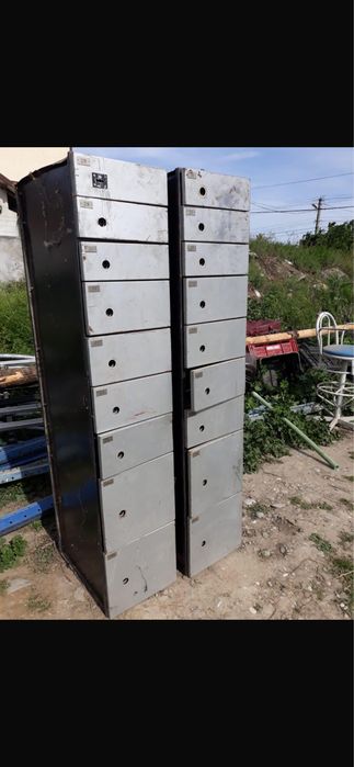 Dulapuri metalice cu mai multe sertare pret 320 lei