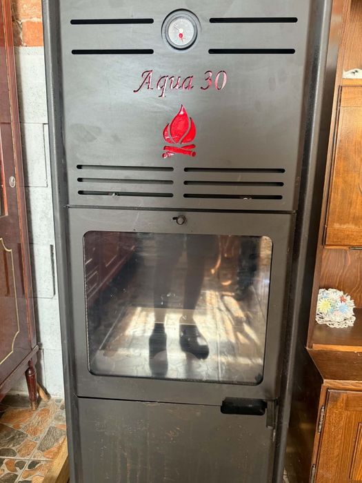 Termoșemineu Aqua Premium 30kW, Termoșemineu pe lemne și bricheți