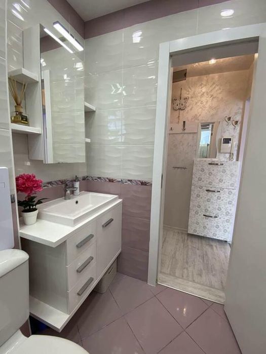 Дава се под наем Тристаен апартамент в Пловдив, Център - 70 кв.м за 561 € - Снимка #8