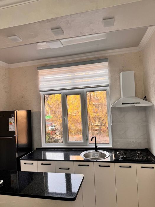 Арендага квартира болларга қизларга ойлага Чилонзор метро 2х 500 Евро