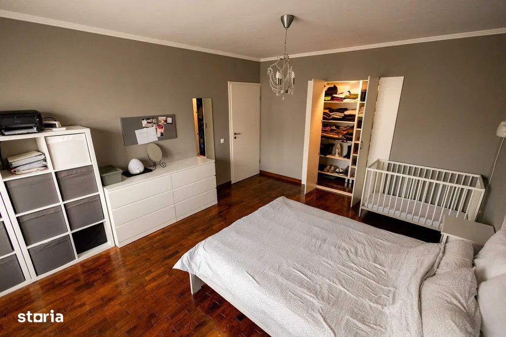 Apartament cu 2 camere, 62 mp, balcon, zona Cetatii